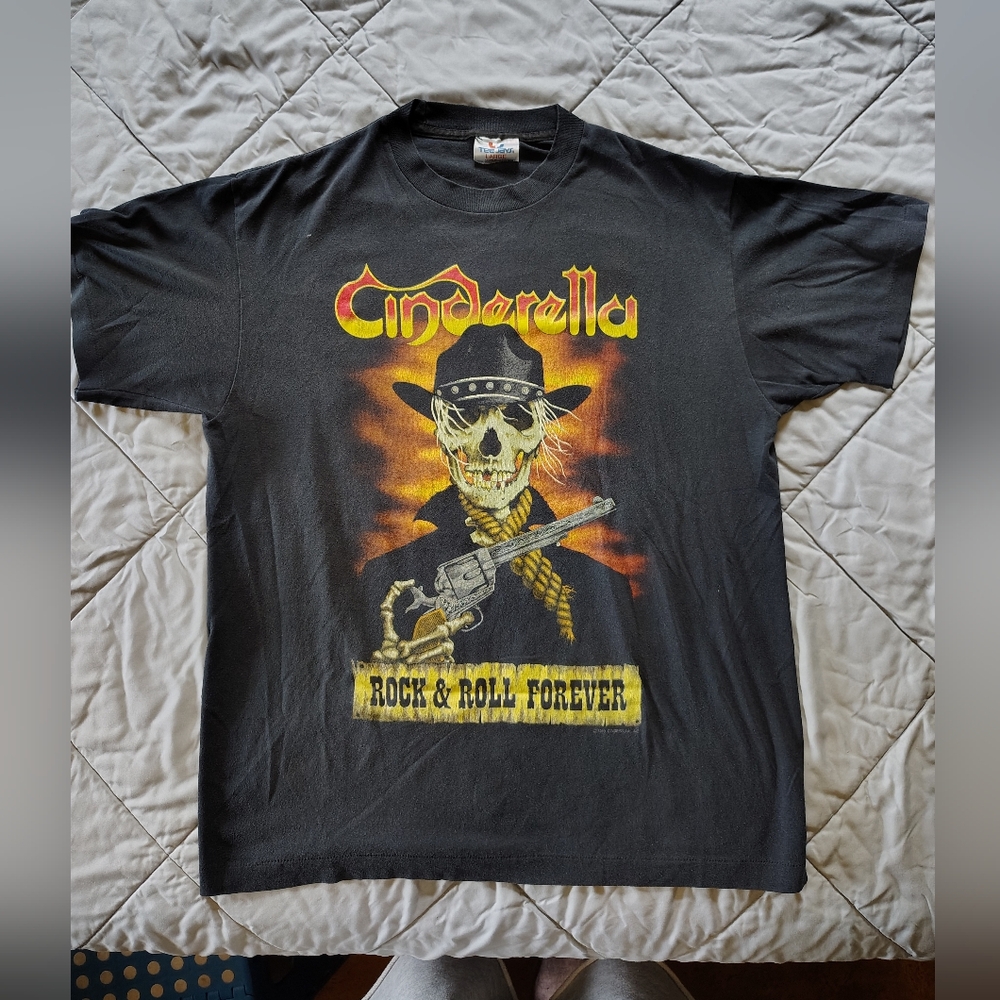 Vintage 80s Hair Metal Band 'Cinderella' 1989 Tour Shirt Size M/L